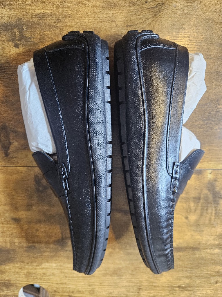 Johnston & Murphy Nichols Mens 8.5 M Penny Loafers Black Leather New Damaged Box — image 3 of 8